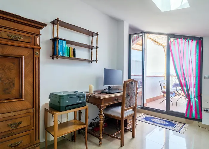 Citadel Holiday Apartments \